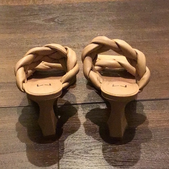 Marc Fischer NWT Hammy breaded straps in Beige with square Toe Heel Sandal. - Picture 3 of 7